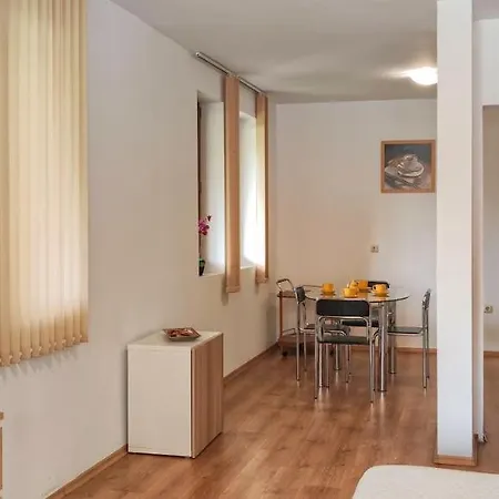 Apartament Chateau Del Mar *