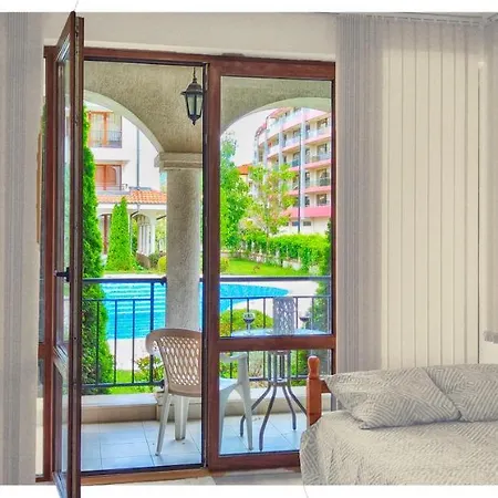Chateau Del Mar