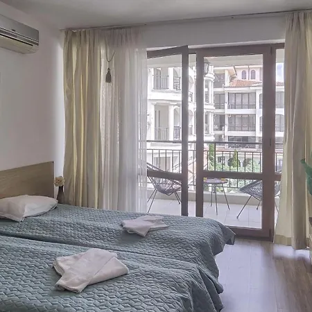 Apartament Chateau Del Mar *