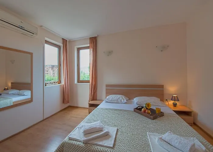 Apartment Chateau Del Mar *