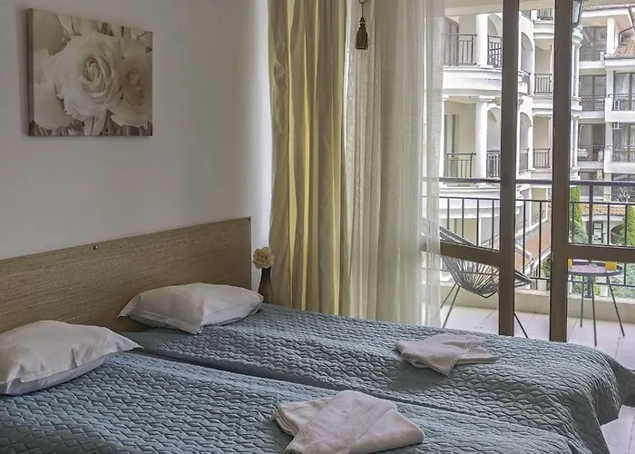 Chateau Del Mar Apartment Slantschew brjag