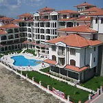 Daire Chateau Del Mar *