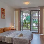 Chateau Del Mar Daire *