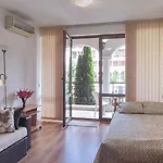 Chateau Del Mar Apartman