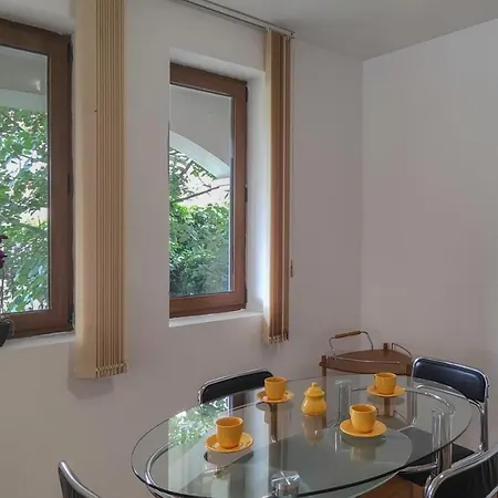 Chateau Del Mar Apartamento