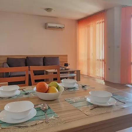 Apartament Chateau Del Mar Słoneczny Brzeg