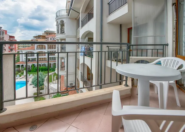 Chateau Del Mar * Сонячний Берег